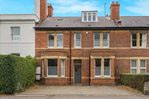 Hewlett Road, Cheltenham, GL52