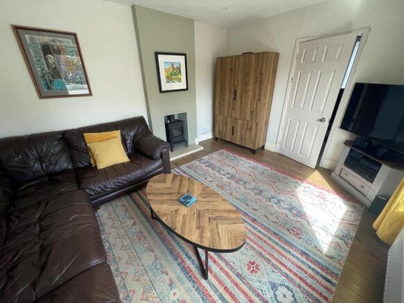 Living Room2.jpg