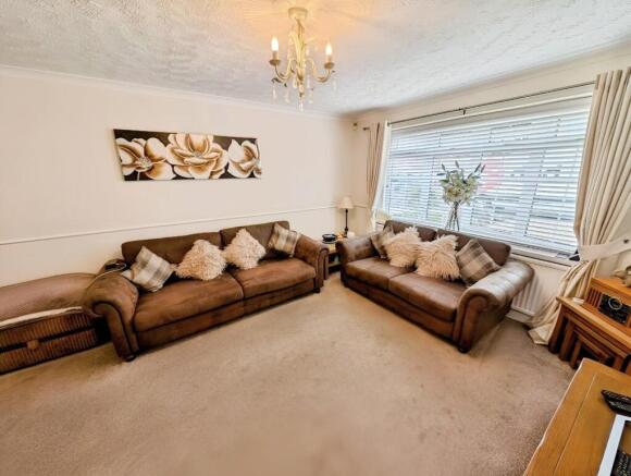 32 Dorset WAY PHOTO 21.jpg