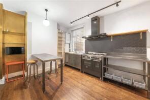 89, Perth Road, London E10 7PA