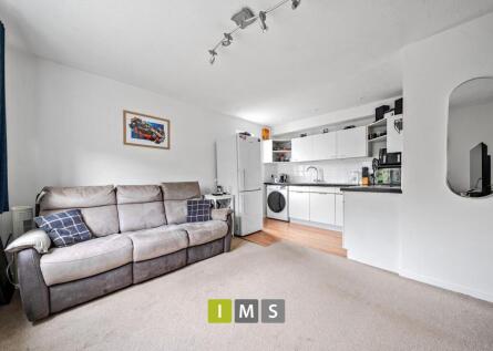 Kestrel Way, Bicester, OX26