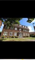 4, 13 Sheringham Court, The Ridgeway, Enfield EN2 8NS