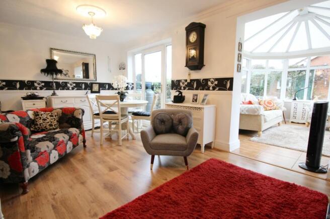 Lounge/Diner