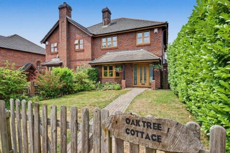 Trampers Lane, North Boarhunt, PO17