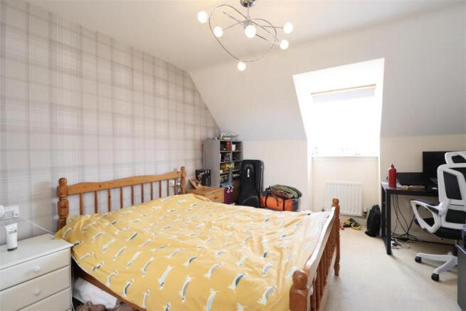 3 bed House for sale Image 6