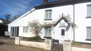 1, Buddle Villas, West Road, Sheepwash EX21 5NG