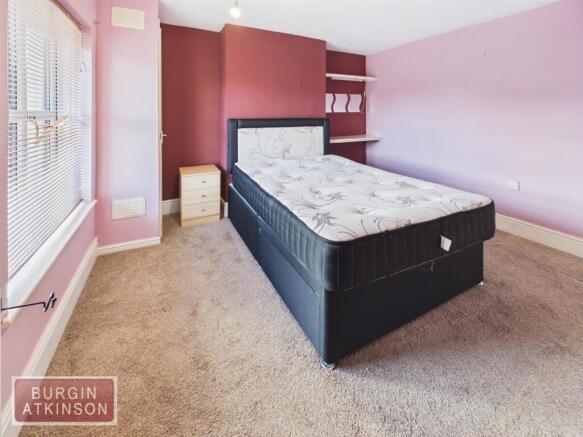 3 bed Terraced for sale Image 4