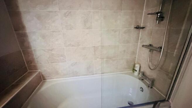 3 bed Semi-Detached for sale Image 7