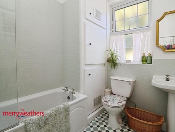 2 bed Terraced for sale Image 12