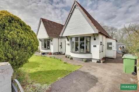New Road, Bream, Lydney, Gloucestershire. GL15 6HH