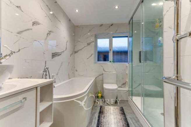 Main Bathroom