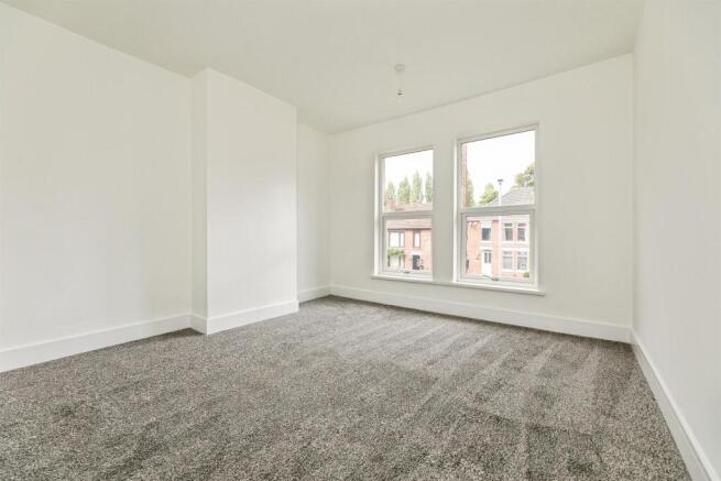 3 bed Semi-Detached for sale Image 9
