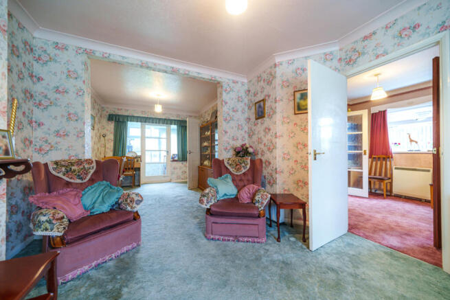 Lounge / Dining Room