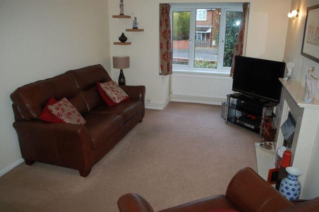 LOUNGE AREA