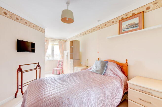 1 bed Apartment for sale Image 6