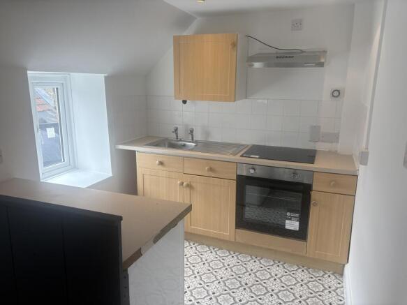 1 bed Flat to rent Image 6