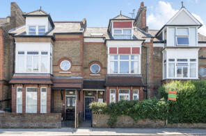 27, Fortis Green, East Finchley, London N2 9JL