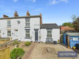 4, Finley Cottages, Finley Court, Bridlington YO15 1EG