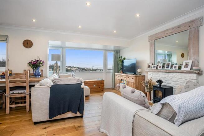 A12 - 37 Ocean View Drive, Brixham - 230105.jpg