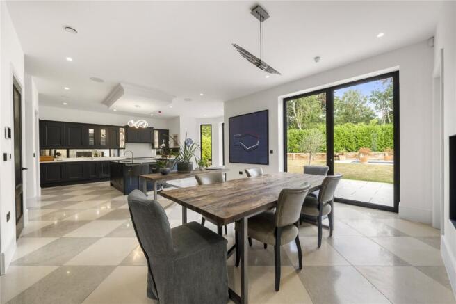 Kitchen/Dining