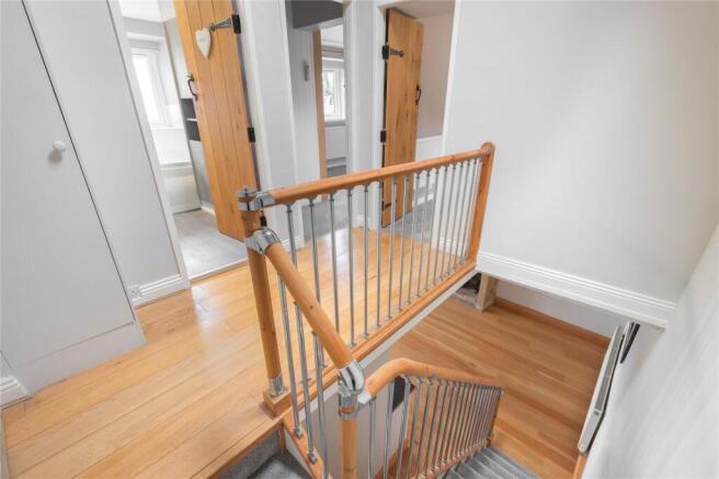 2 bed Terraced for sale Image 8