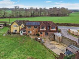Nightingales, Horsham Road, Cranleigh GU6 8EH
