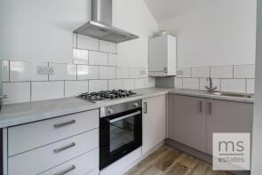 19, Gloucester Avenue, Nottingham NG7 2DQ