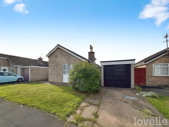 3-bed detached on Horner Close, Lincoln, LN5, £210,000