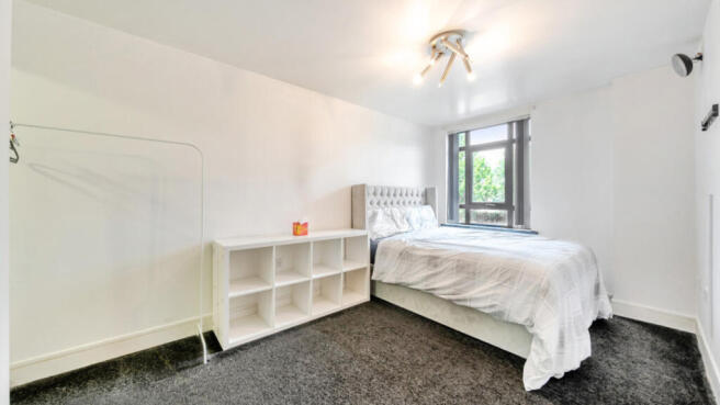 2 bed Flat for sale Image 9