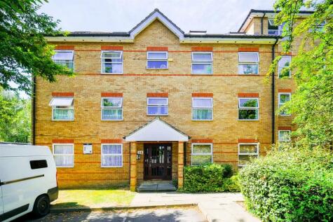 Cassis Court, Loughton
