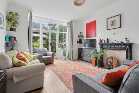 Satanita Road, Westcliff-on-Sea, SS0