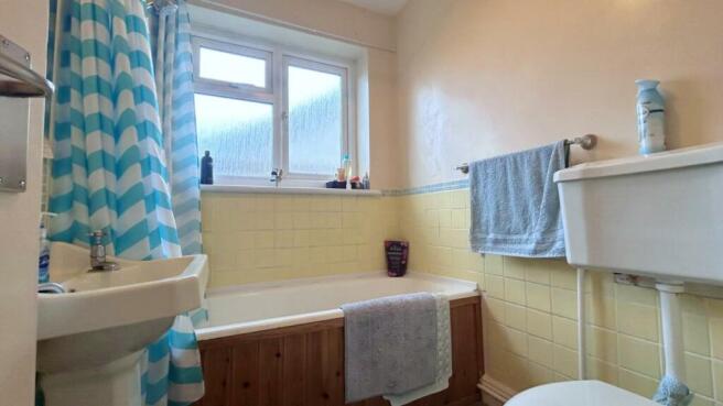 Bathroom.jpg
