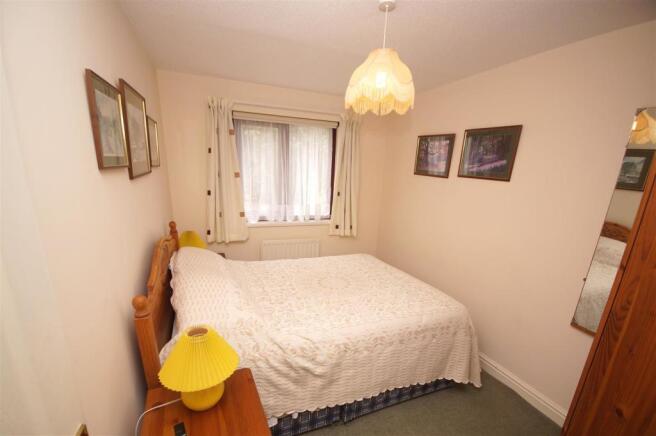 Bedroom 2.JPG