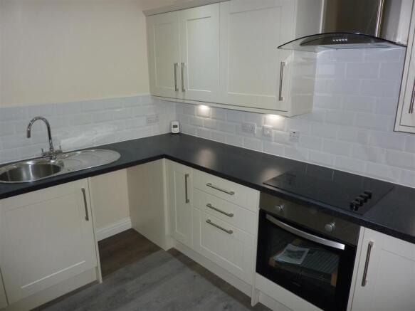 1 bed Apartment to rent Image 5