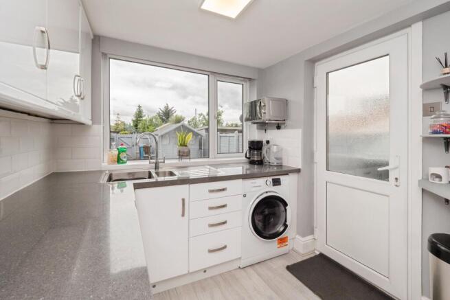 3 bed Terraced for sale Image 9