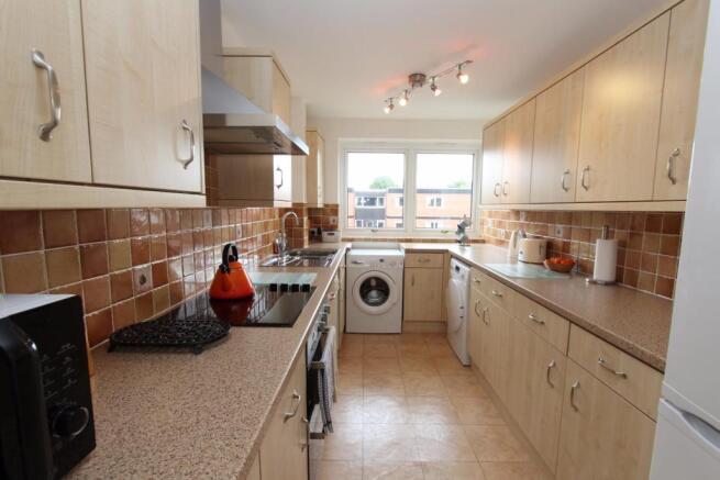 111 Lime Court kitchen.jpg