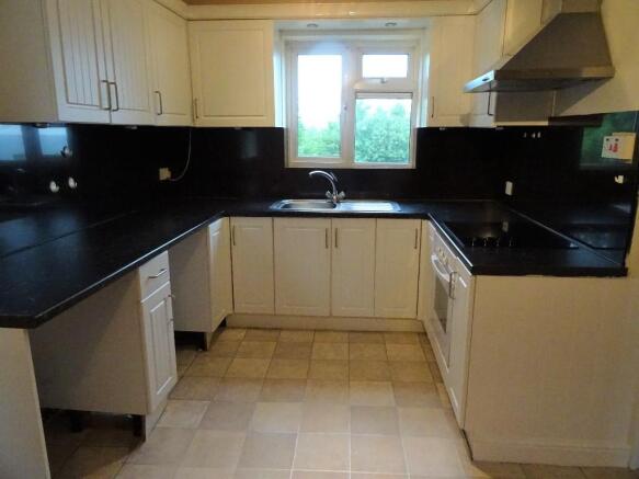 Kitchen / Dining Roo