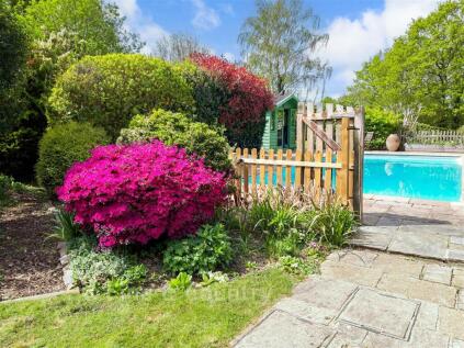 Maidstone Road, Horsmonden, Kent