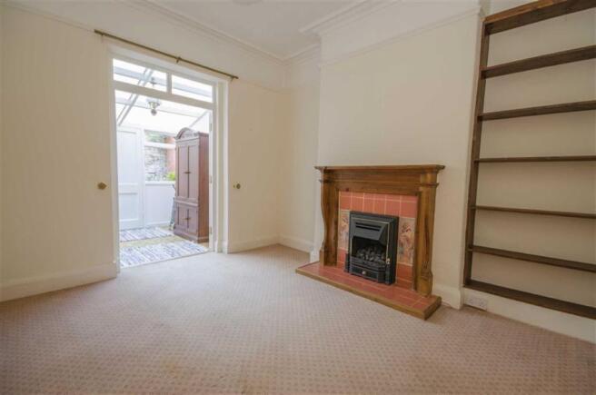 SITTING ROOM
