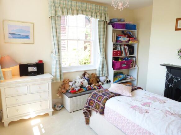 16. Bedroom4 Alt
