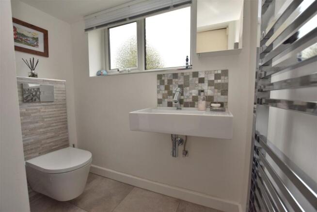 Contemporary WC/Cloakroom