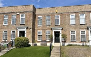 7, Norleywood, Christchurch BH23 5TA