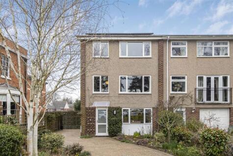 Farmadine Court, Saffron Walden