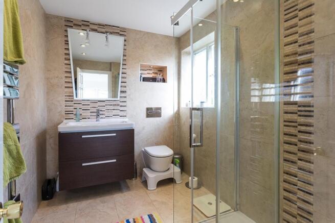 En Suite Shower Room
