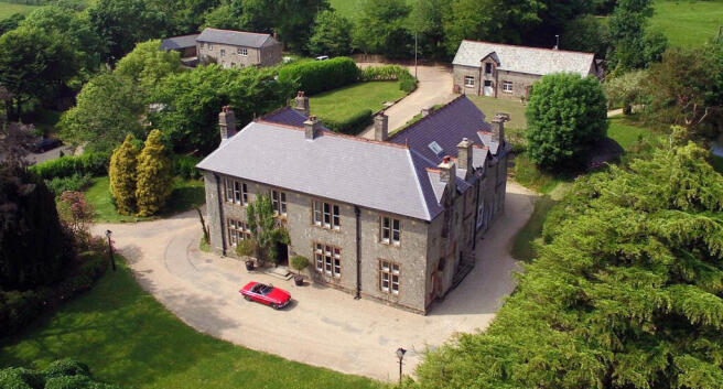 Boutique Manor House and Lodge Park For Sale - Colliers