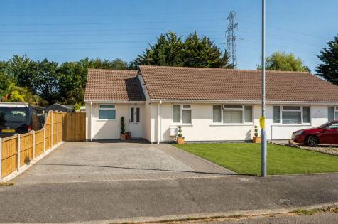The Meadway, Christchurch, BH23