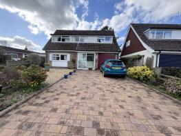3, Clare Walk, Thornbury BS35 1EN