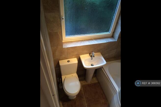 Bathroom Photo 3