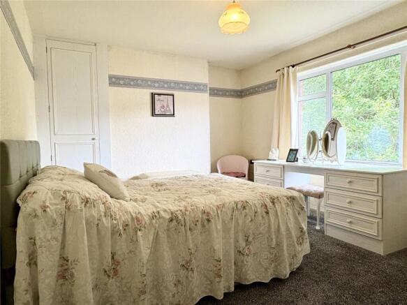 3 bed Semi-Detached for sale Image 9