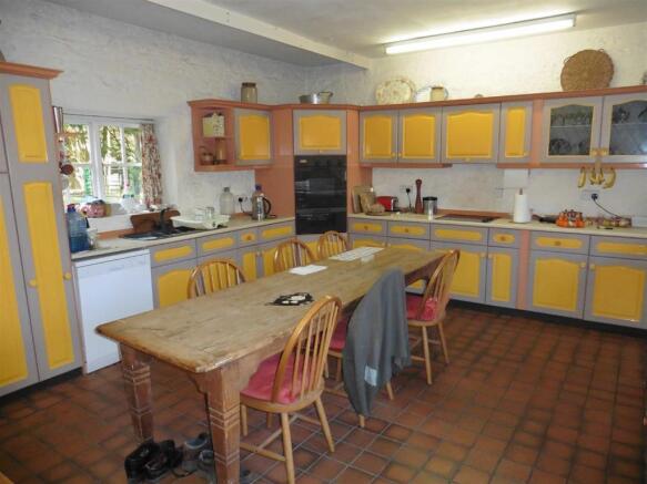 DINING KITCHEN